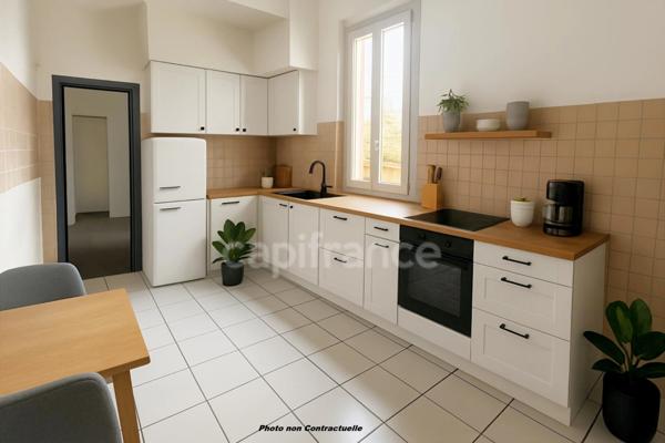 Appartement à vendre 2 pièces AGDE (34) - Un 2 pièces lumineux à réinventer dans l’une des rues les plus authentiques d’Agde