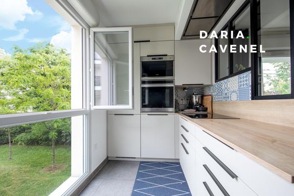 Appartement
         5 pièces
        - 100 m² Exclusivité 549 000 € *
