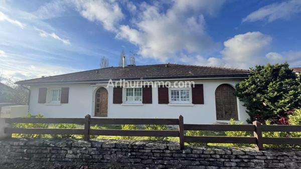 Vente Maison 5 pièces 122 m2 à Lons-le-Saunier