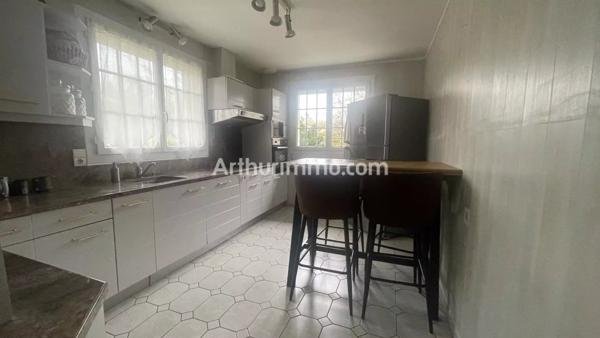 Vente Maison 5 pièces 122 m2 à Lons-le-Saunier