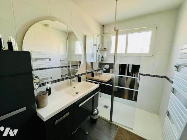 Maison atypique de plain-pied proche centre ville