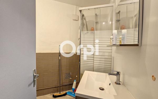 Immeuble à vendre    18 pièces • 201,90 m2 Chamalières