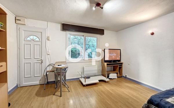 Immeuble à vendre    18 pièces • 201,90 m2 Chamalières