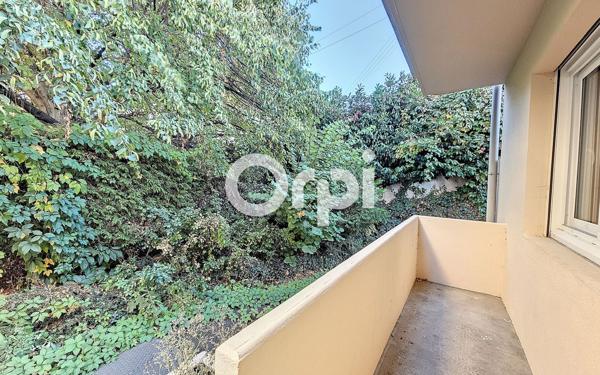 Immeuble à vendre    18 pièces • 201,90 m2 Chamalières