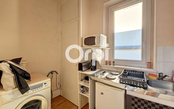 Immeuble à vendre    18 pièces • 201,90 m2 Chamalières