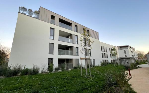 Appartement à louer    3 pièces •  Rillieux-la-Pape