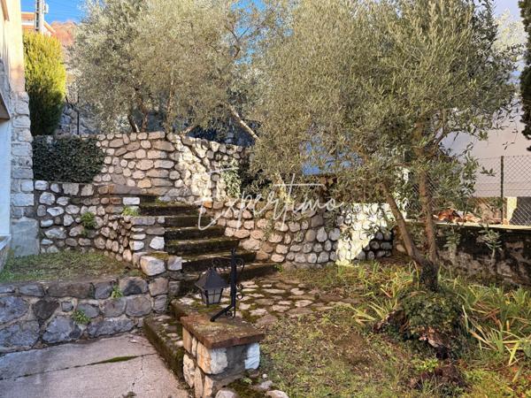 Digne-les-Bains (04000) Maison à fort potentiel avec vue imprenable