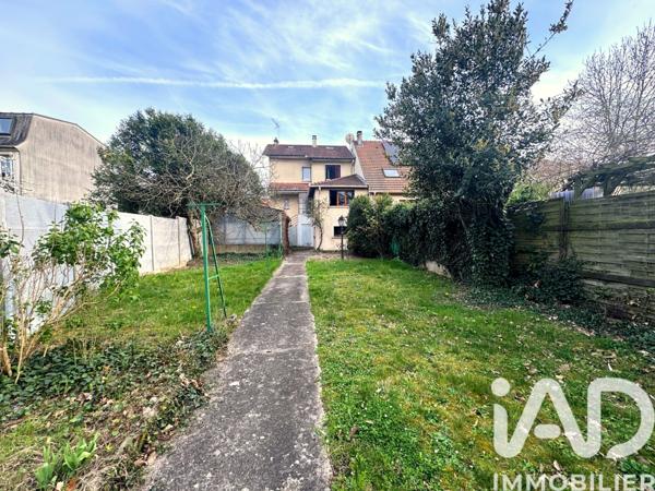 Maison à vendre 6 pièces 115 m² Sainte-Geneviève-des-Bois