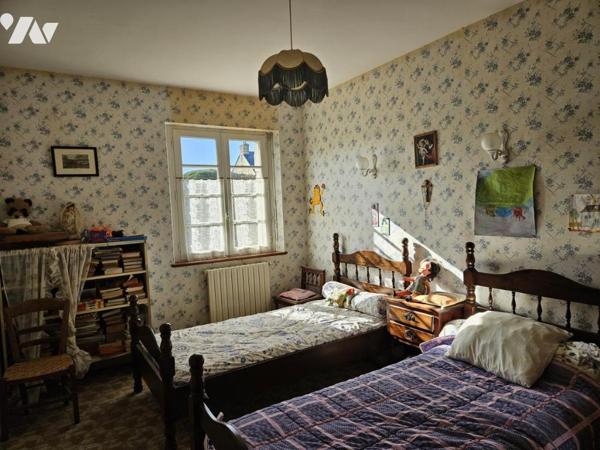 Grande longère entre AURAY et PLOEMEL