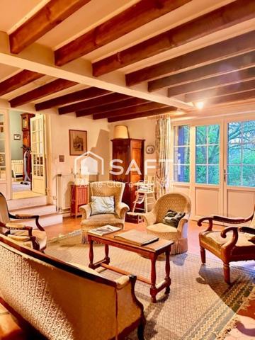 Maison de maître, proche de toutes les commodités