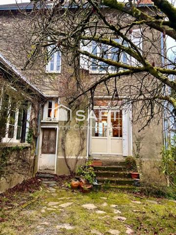 Maison de maître, proche de toutes les commodités