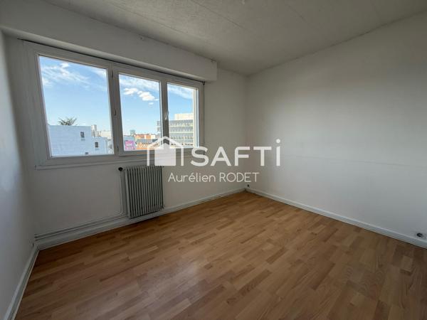La lumière au 3eme, la ville à vos pieds!