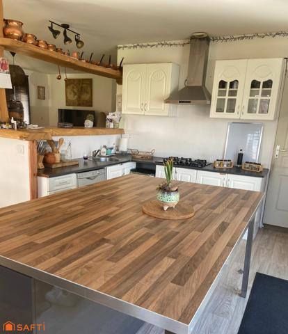 Charmante maison de 120 m² avec studio indépendant et grand jardin à Montjean (16240)