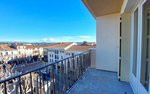Appartement à louer    3 pièces • 76,17 m2 Manosque