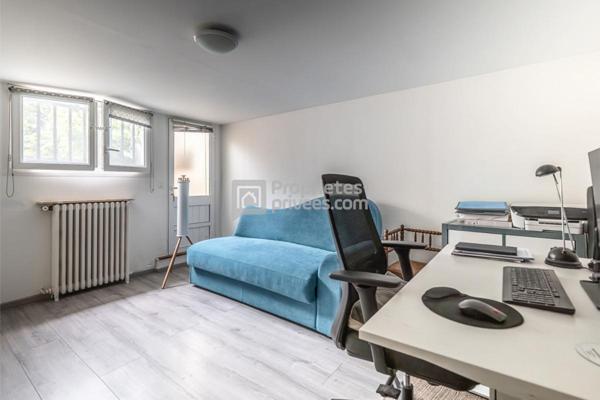 Comme une maison en plein coeur d'Argenteuil, Appartement en rez-de-jardin de 80 m² avec deux espaces extérieurs privatifs de 130m²