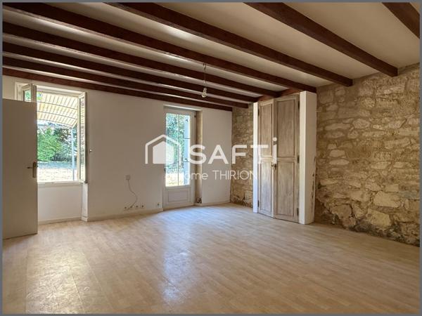 Maison mitoyenne 95 m² à agencer