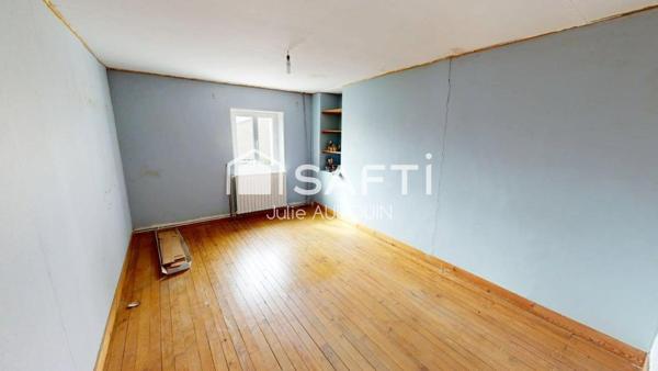 Maison ancienne avec dépendances – 131 m² habitables LE SEURE