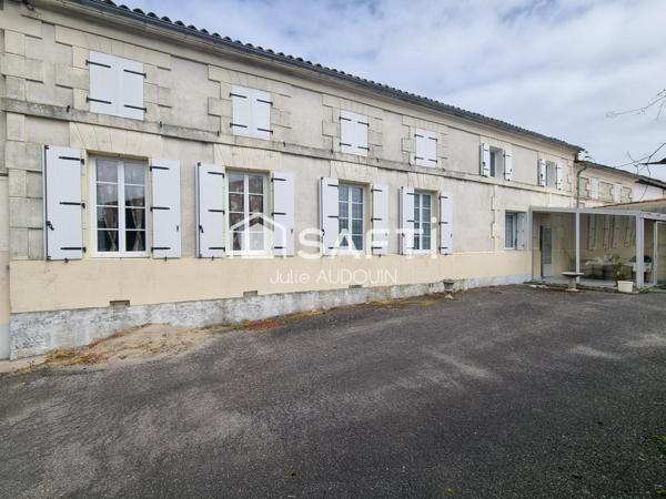 Maison ancienne avec dépendances – 131 m² habitables LE SEURE