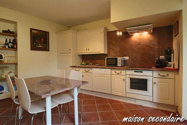 Élégance intemporelle au coeur de la campagne française