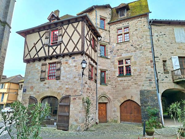 L'Héritage du Vicomte : Investissement d'Exception au Coeur de Beaulieu Beaulieu sur dordogne