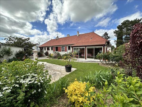 Maison à vendre |  Saint-Florent-sur-Cher |  5 pièces | 165 m²