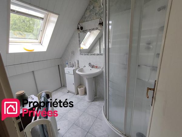 Maison familiale de 127m2 avec 4 chambres et 1 bureau