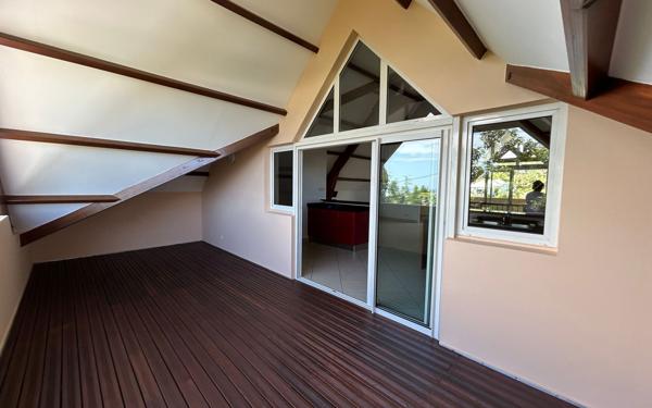 Appartement à vendre    4 pièces • 242 m2 Saint-Pierre