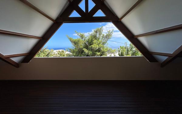 Appartement à vendre    4 pièces • 242 m2 Saint-Pierre