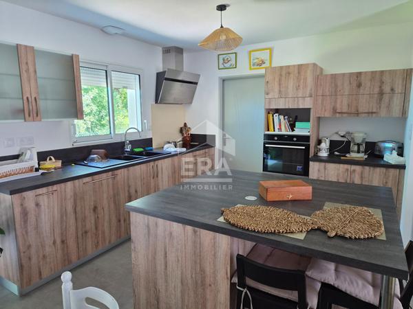 Maison neuve plain pied à Montpon Menesterol 5 pièce(s) 91.17 m2