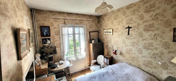 ROUEN Gare : Maison Brique-Silex 138 m² avec 5 CH, Jardin et Terrasse ... Belle Opportunité !