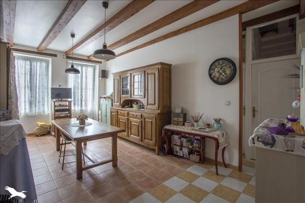 Maison à vendre |  Marans |  6 pièces | 255 m²