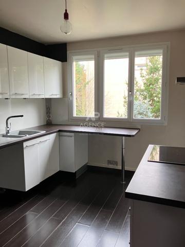 Appartement Maisons Laffitte 2 pièce(s) - Parc €250 000 ** - Référence 4575