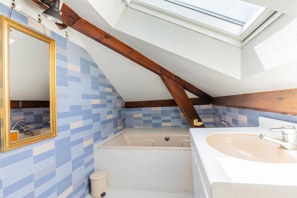 Maison d'architecte avec piscine , Verrières-le-Buisson , DPE C, pompe à chaleur, Isolation intérieur et exterieur,  TRÈS bon état