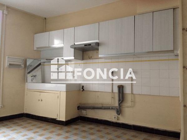 Location Appartement 3 pièces 82.6 m² - 48 RUE DE STALINGRAD Grenoble 38100