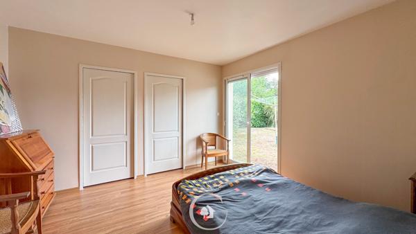 Cestas (33610) MAISON FAMILIALE 220 M2 - PISCINE - DEPENDANCE - GARAGE