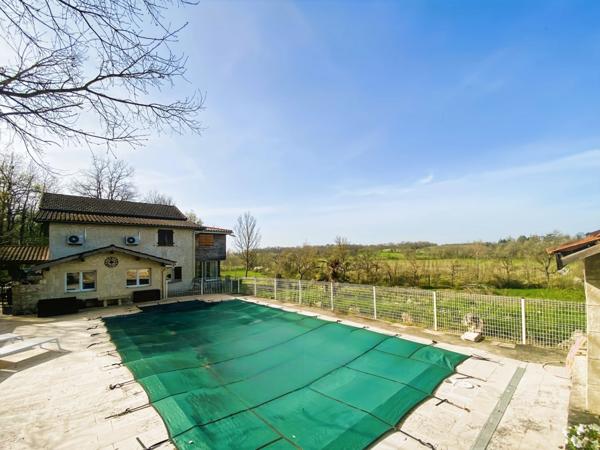 Maison 6 pièces de 180m² Montréal 32250