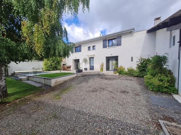 Maison 100m² Terrain 370m² Dépendance piscine