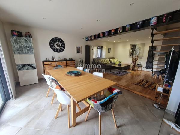 Maison 100m² Terrain 370m² Dépendance piscine