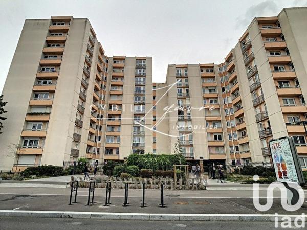 Appartement 2 pièces de 49 m² à Le Petit-Quevilly (76140)