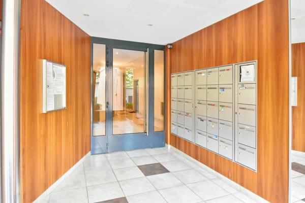 MORSANG SUR ORGE Appartement 4 pièces de 95m² - jardin de 289m² - Box double et emplacement de parking.