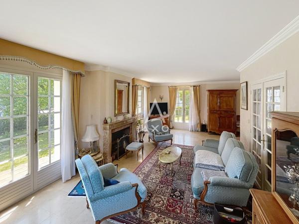 Fontaine-lès-Dijon (21) - Maison 6 pièces