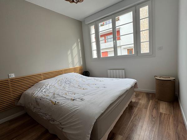 Vente
                Appartement56,81 m² - 3 Pièces -
                    ROYAN (17200)