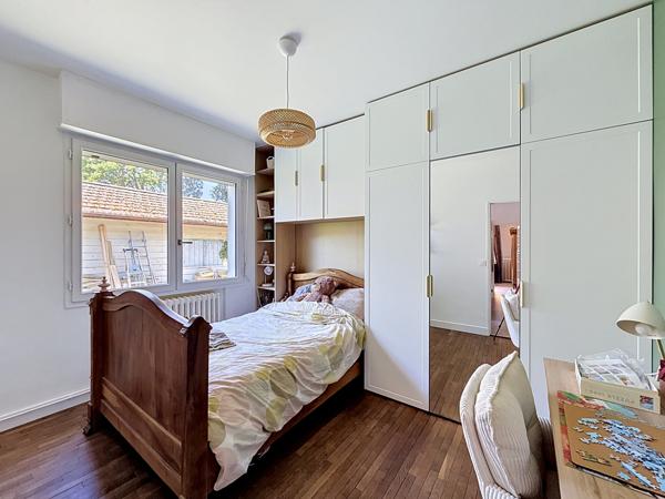 Maison
         7 pièces
        - 160 m² Exclusivité