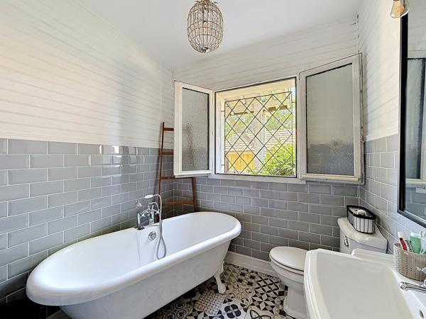 Maison
         7 pièces
        - 160 m² Exclusivité