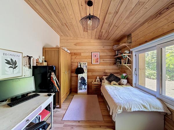 Maison
         7 pièces
        - 160 m² Exclusivité