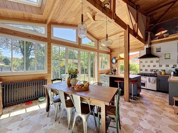 Maison
         7 pièces
        - 160 m² Exclusivité