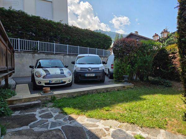 Chalet à vendre à Megève en Haute-Savoie (74120), ref : 13779/963   
CENTRE