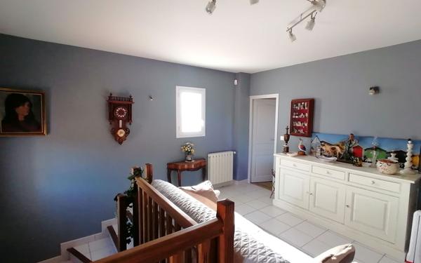 Maison à vendre    5 pièces • 205 m2 Meschers-sur-Gironde