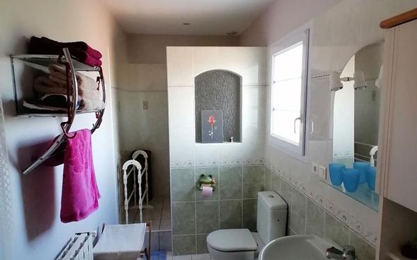 Maison à vendre    5 pièces • 205 m2 Meschers-sur-Gironde