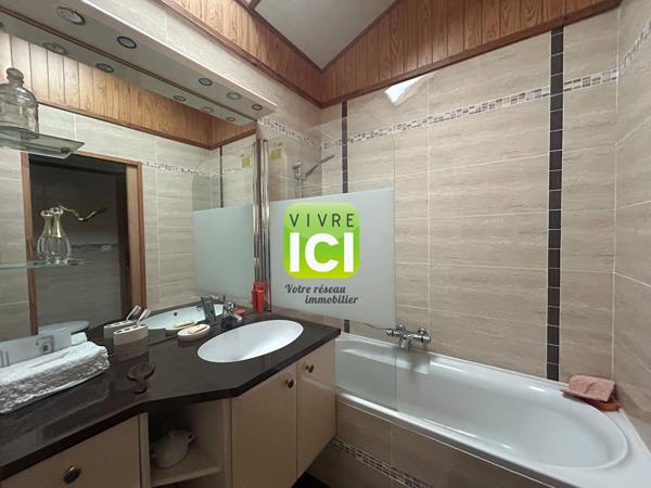 Maison 120m² proche canal - 3  chambres - jardin de 760m² - FEGREAC